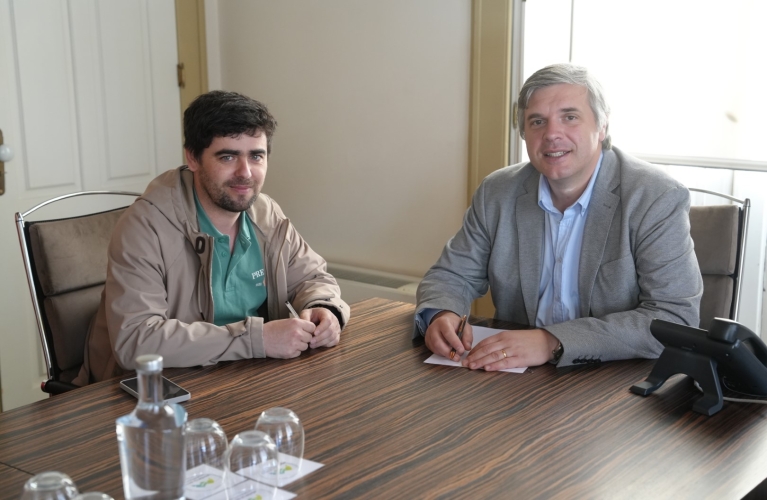 Município celebra Contrato Interadministrativo com Freguesia de Vilar de Ferreiros para execução e limpeza de bermas