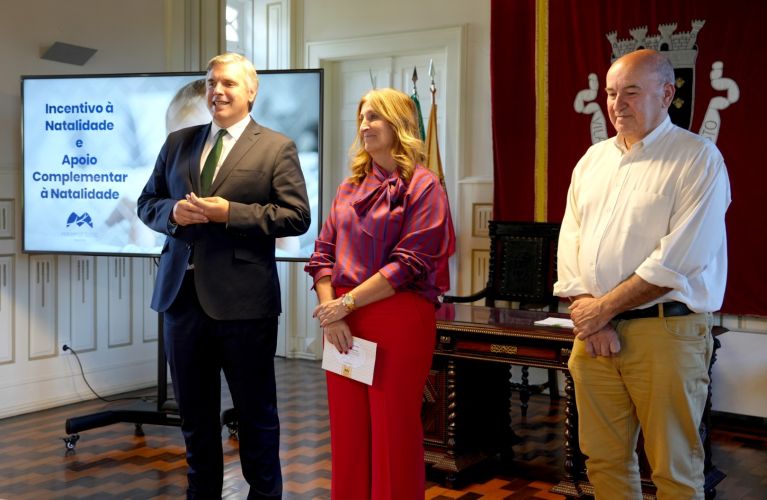 Município de Mondim de Basto entrega apoios à natalidade