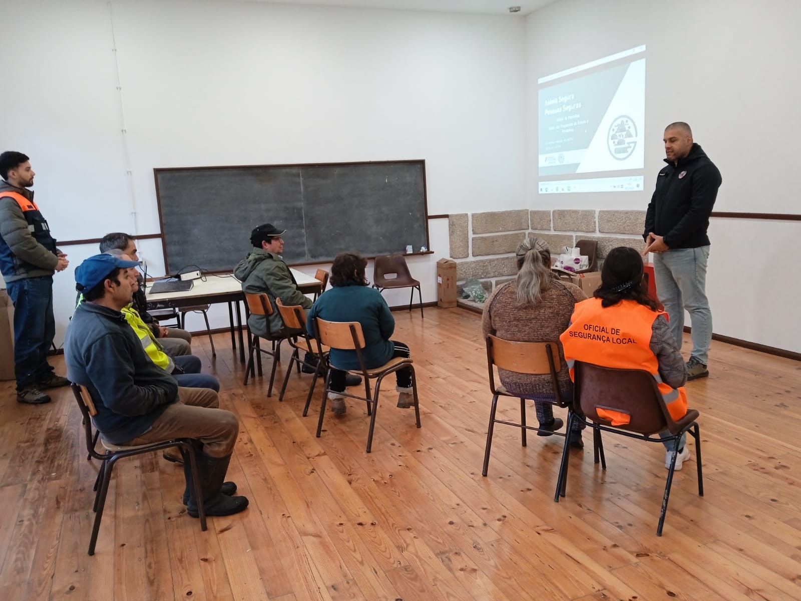 Aldeia Segura em Pardelhas