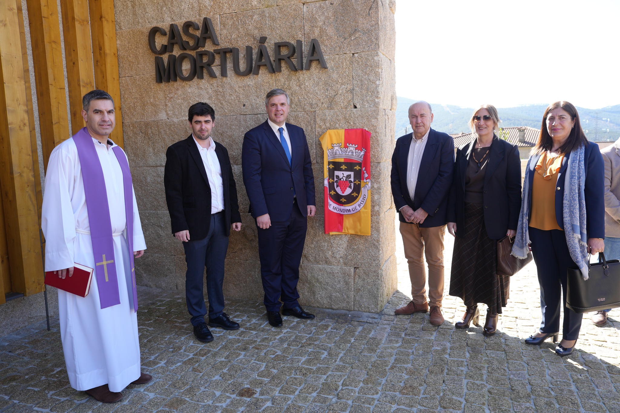 Descerrar da placa da Casa Mortuária de Vilar de Ferreiros