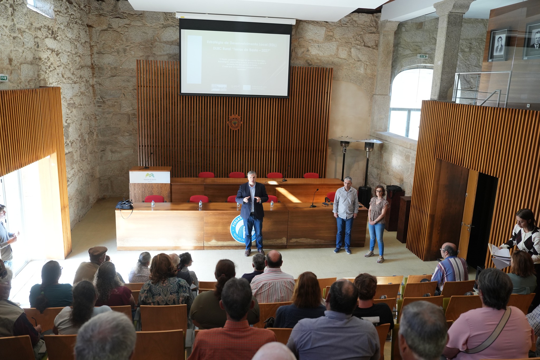 Abertura da sessão de apoios e financiamento para agricultores